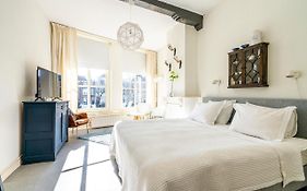 Nr 19 Bed And Bubbels